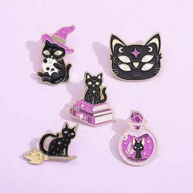 Custom Cat Shaped Print Paw Enamel Pins
