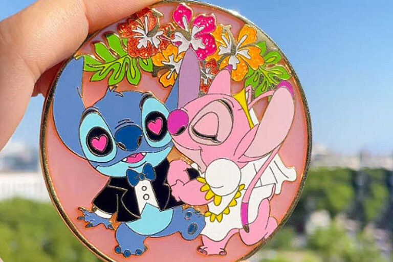 Custom Enamel Pin with Glitter