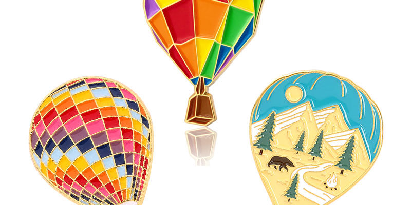 balloon travel enamel pin